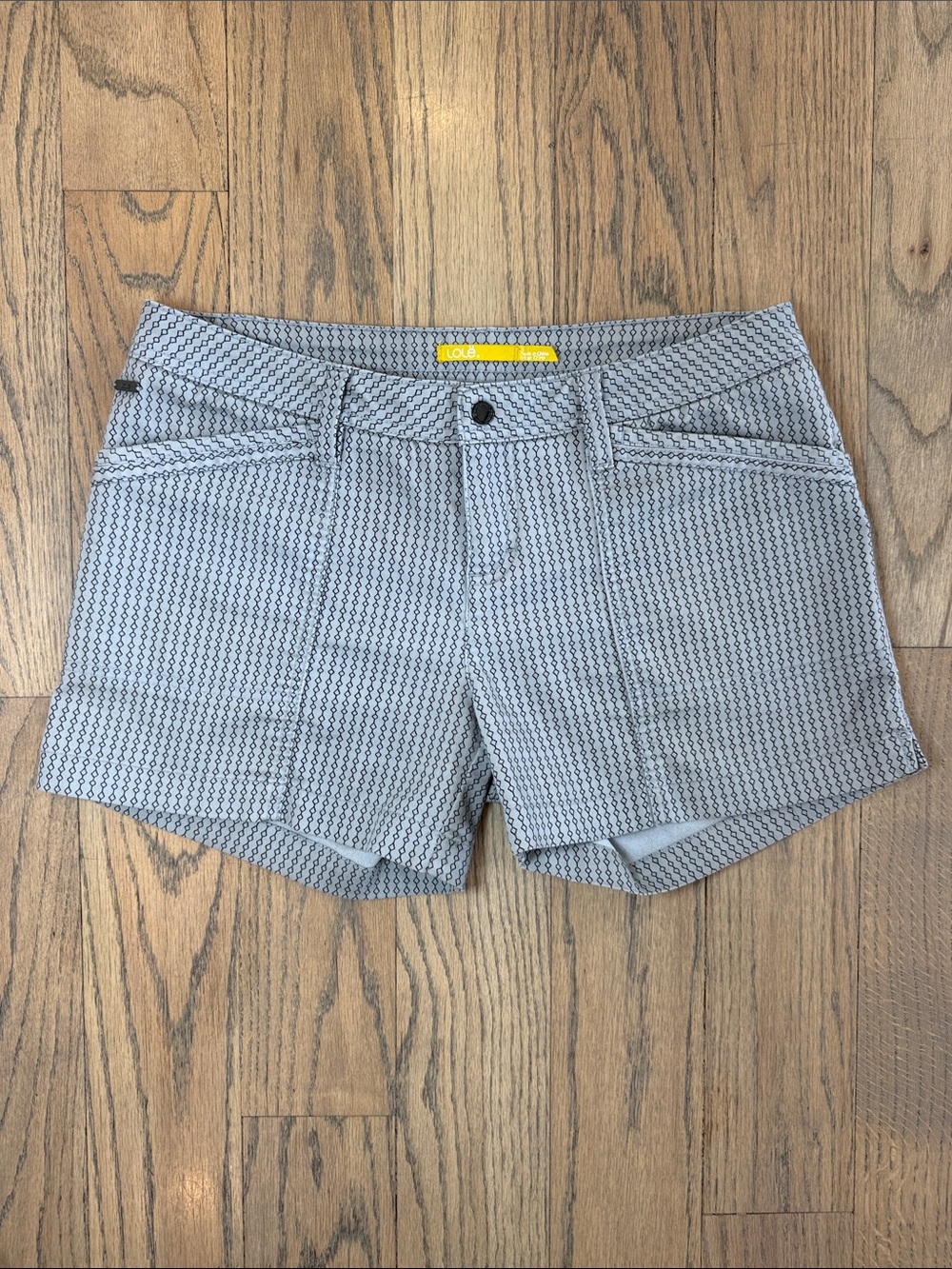 Lolë Stretch UPF 50 Women’s Woven Pattern Hiking Women's Shorts Size Large